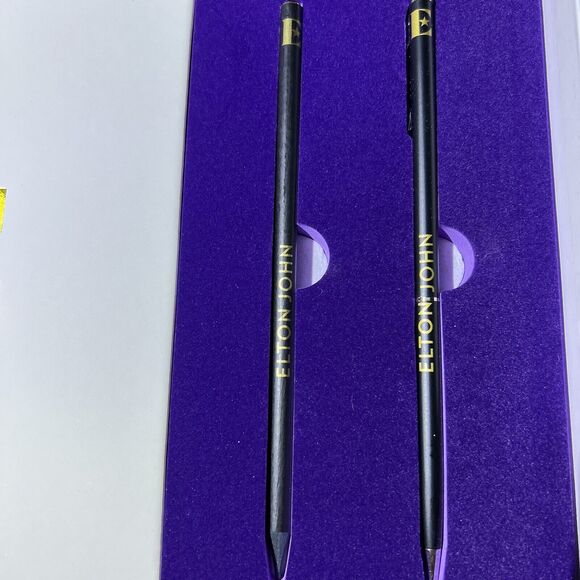 ELTON JOHN VIP FAREWELL GOODBYE TOUR‎ Concert Gift Set Yellow Brick Road BUNDLE - Picture 6 of 12